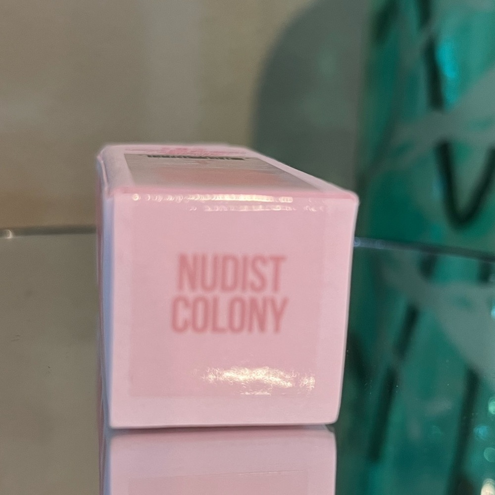 Jeffree Star Velvet Trap lipstick in color Nudist Colony. New! - Picture 3 of 9